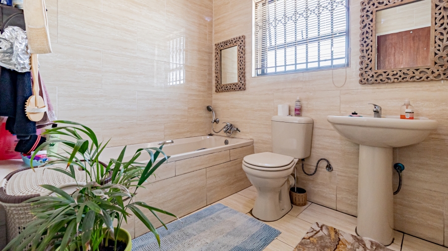 3 Bedroom Property for Sale in Leondale Gauteng