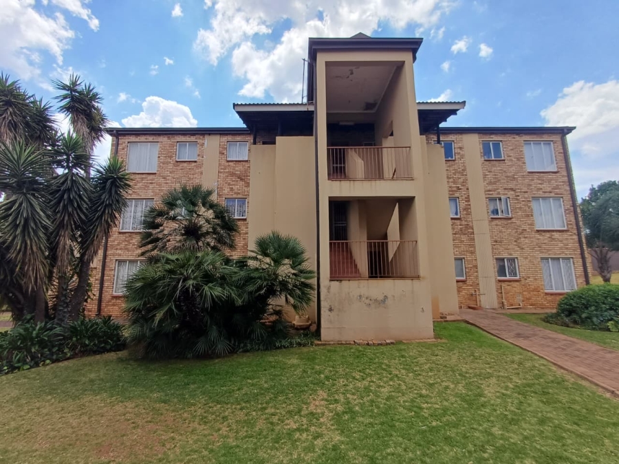 2 Bedroom Property for Sale in Horison Gauteng