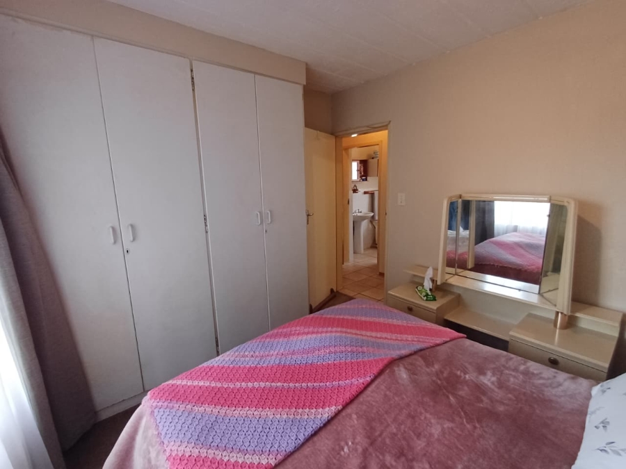 2 Bedroom Property for Sale in Horison Gauteng