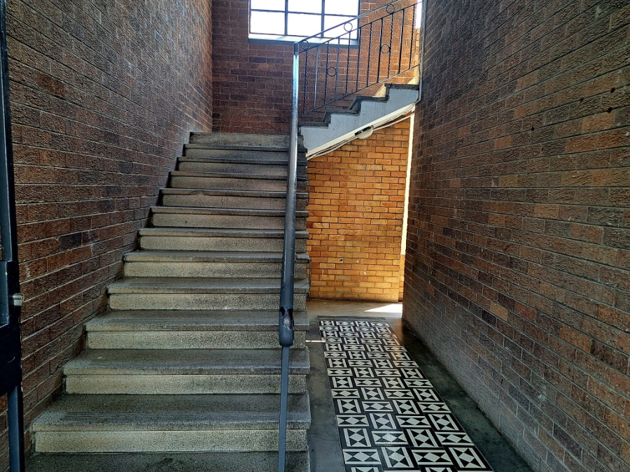 2 Bedroom Property for Sale in Regents Park Gauteng