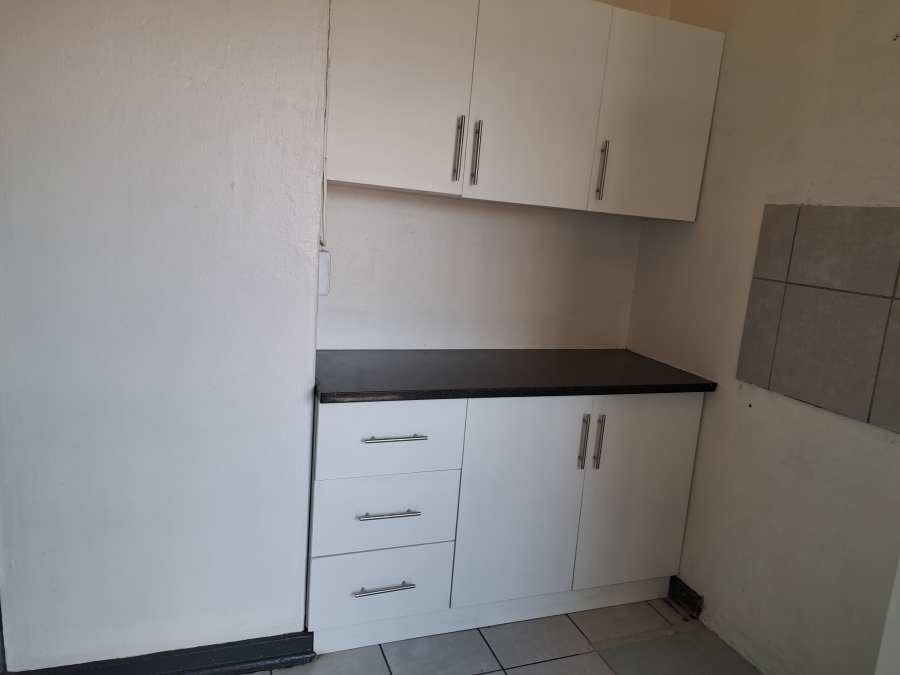 2 Bedroom Property for Sale in Regents Park Gauteng