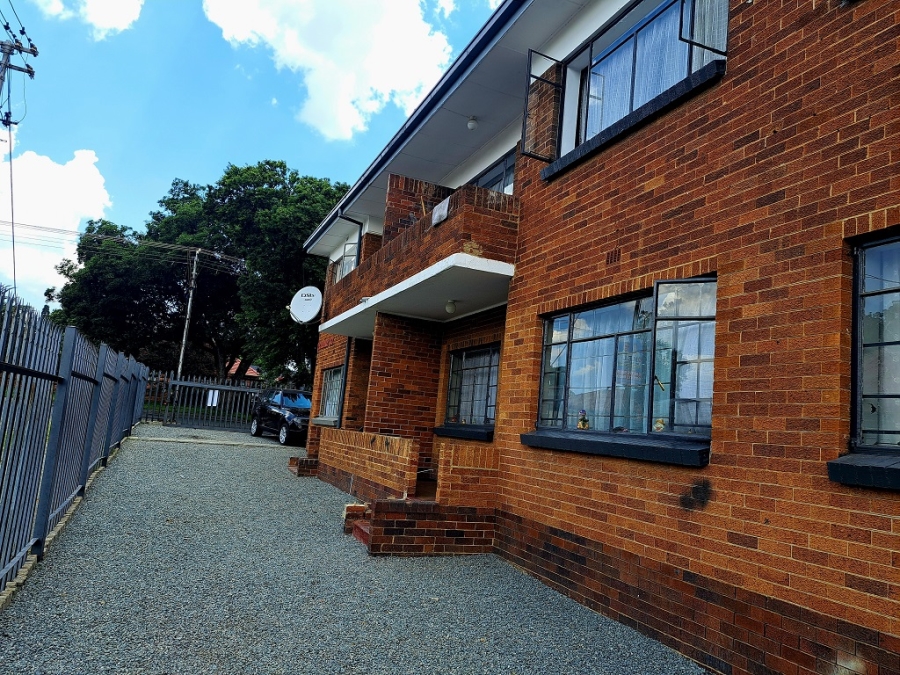 2 Bedroom Property for Sale in Regents Park Gauteng