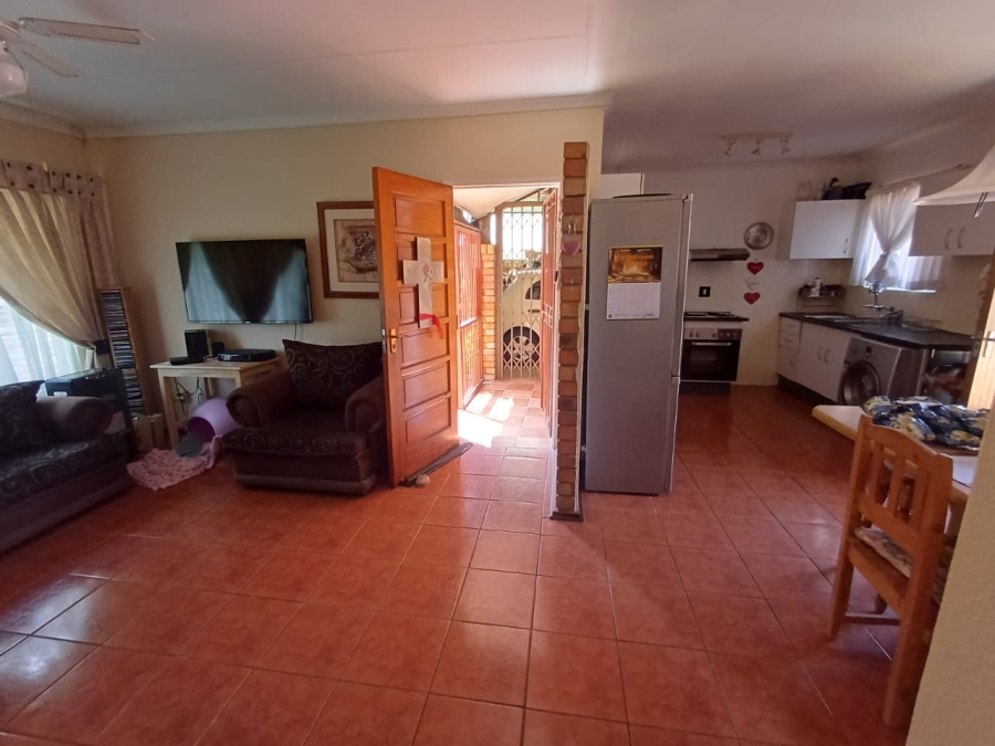 2 Bedroom Property for Sale in Krugersdorp North Gauteng