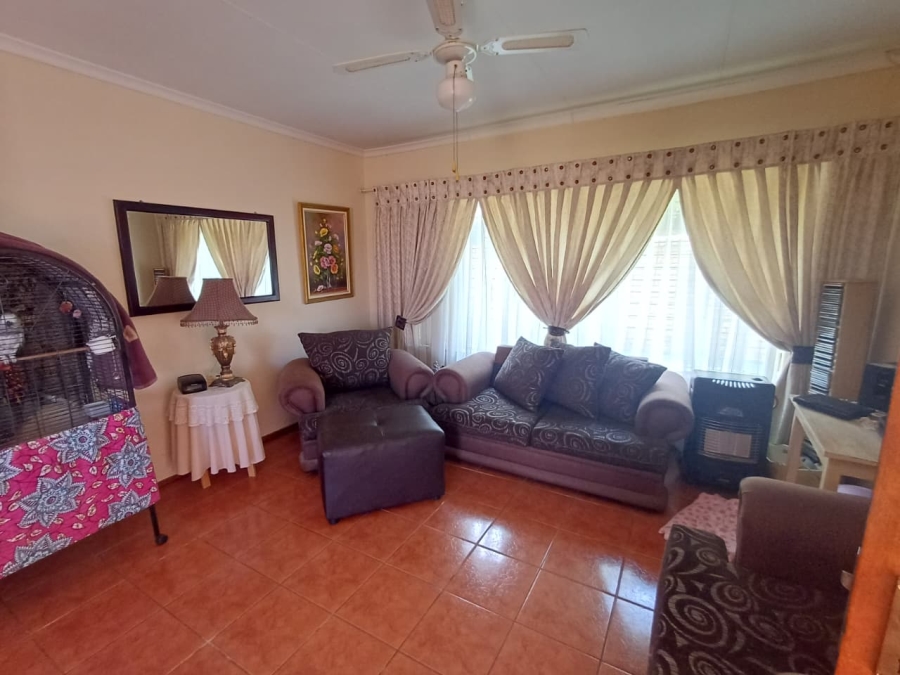 2 Bedroom Property for Sale in Krugersdorp North Gauteng