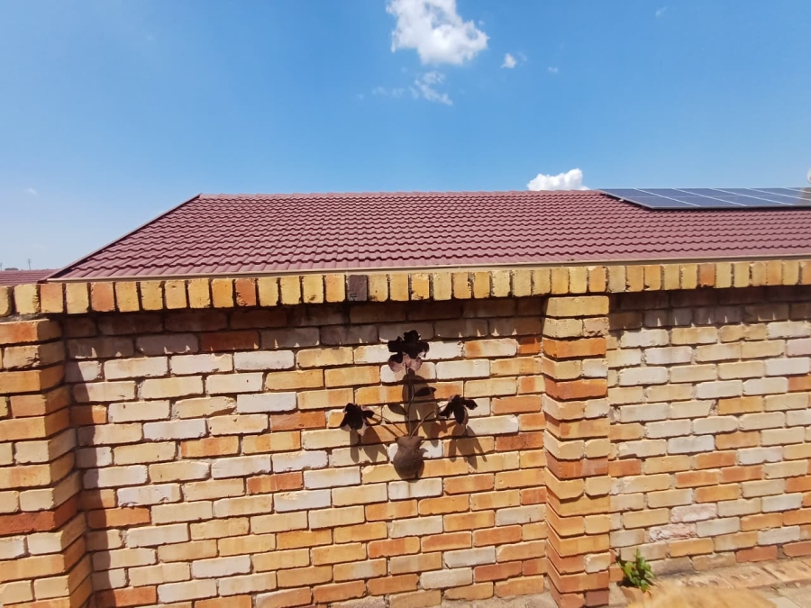 2 Bedroom Property for Sale in Krugersdorp North Gauteng