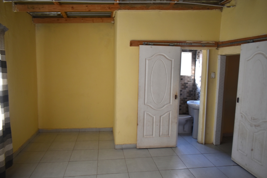 2 Bedroom Property for Sale in Soshanguve KK Gauteng
