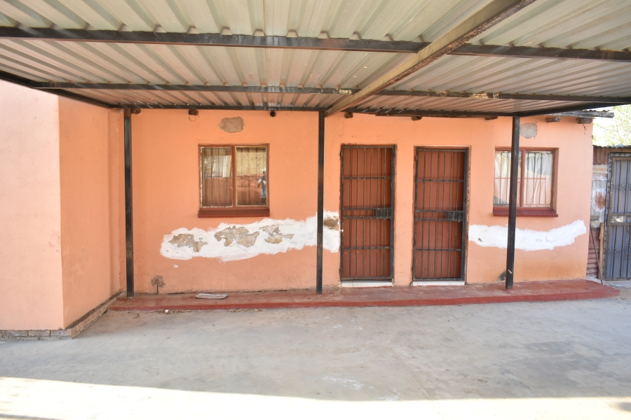 2 Bedroom Property for Sale in Soshanguve KK Gauteng