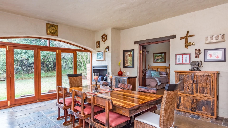 5 Bedroom Property for Sale in Featherbrooke Estate Gauteng