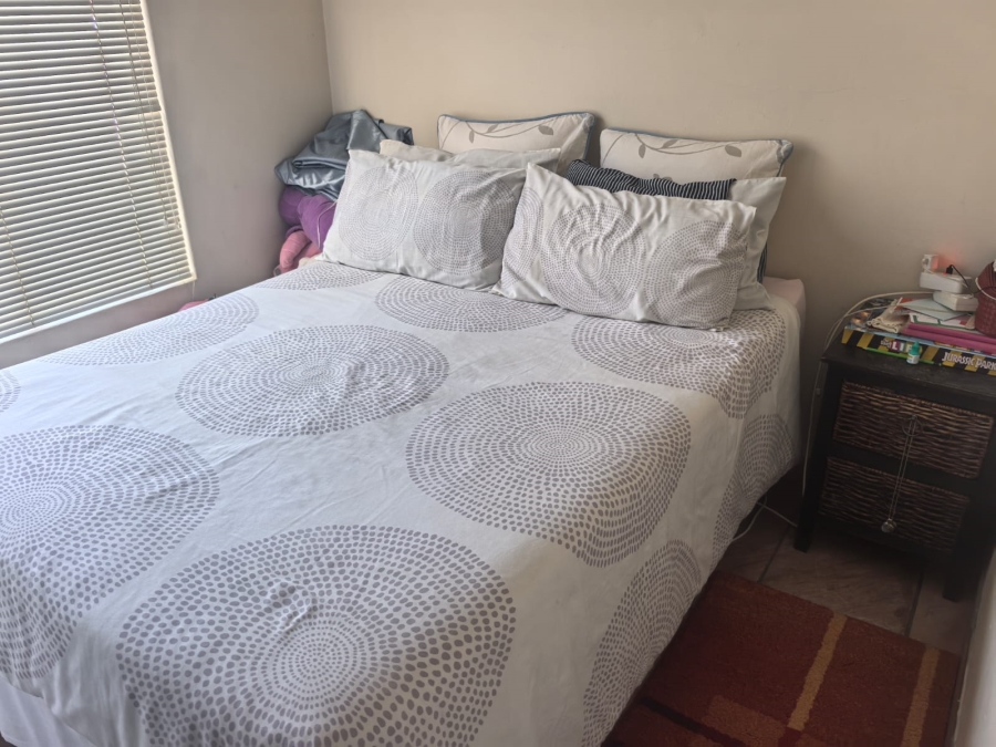 2 Bedroom Property for Sale in Allens Nek Gauteng
