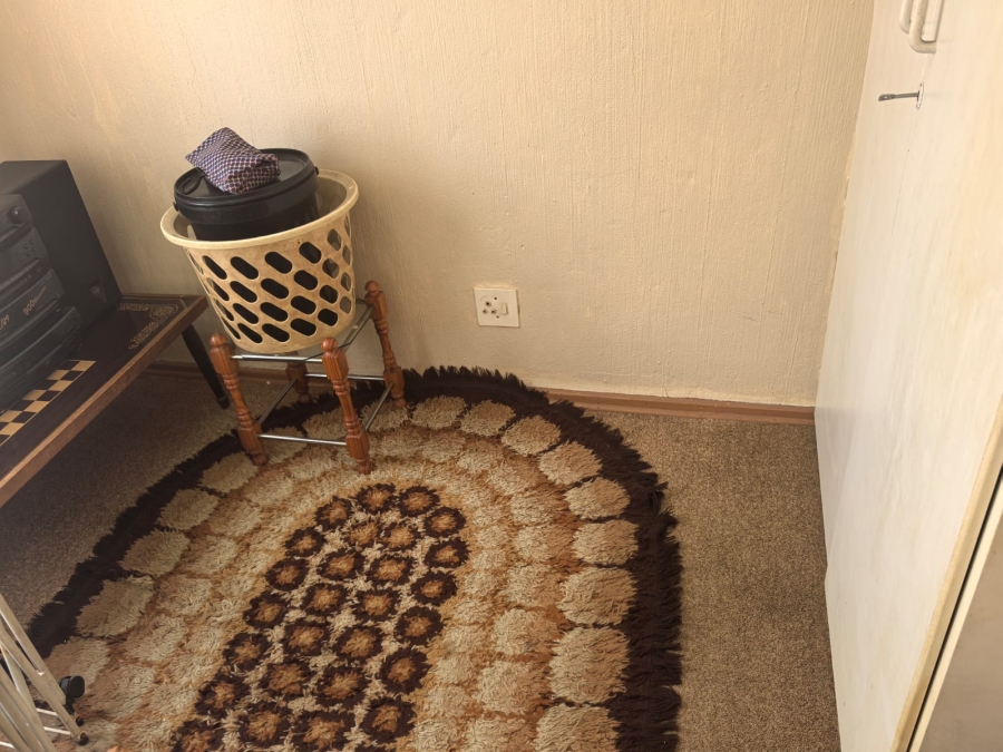 2 Bedroom Property for Sale in Horison Gauteng