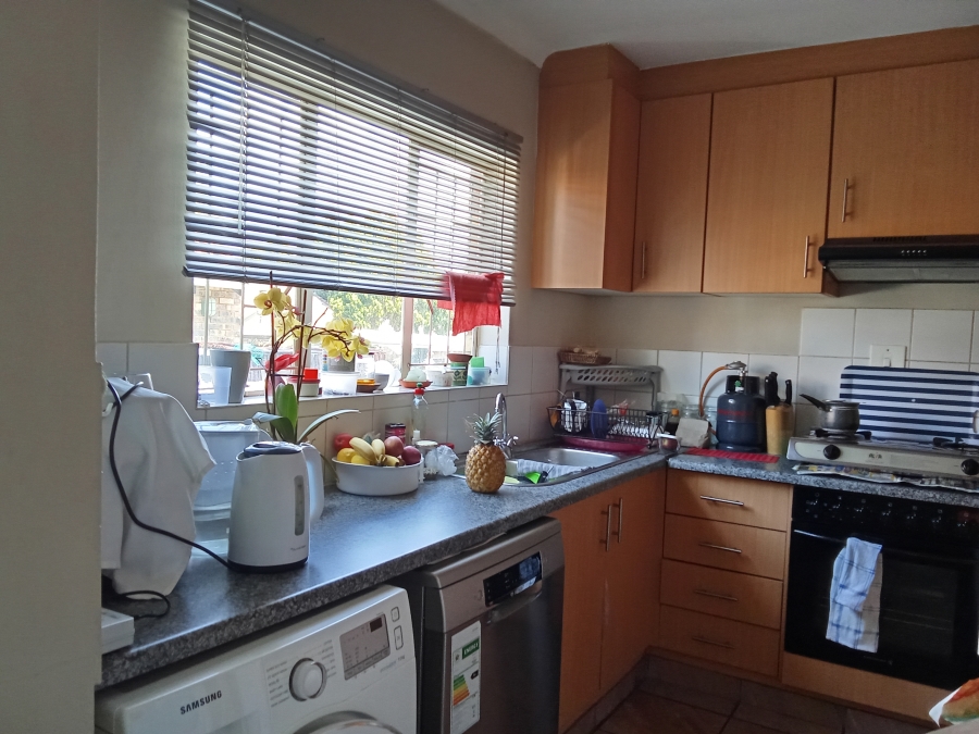 2 Bedroom Property for Sale in Allens Nek Gauteng