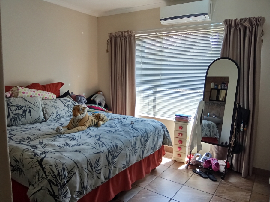 2 Bedroom Property for Sale in Allens Nek Gauteng