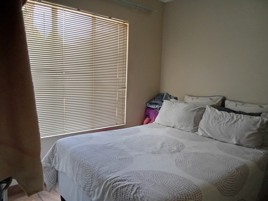 2 Bedroom Property for Sale in Allens Nek Gauteng