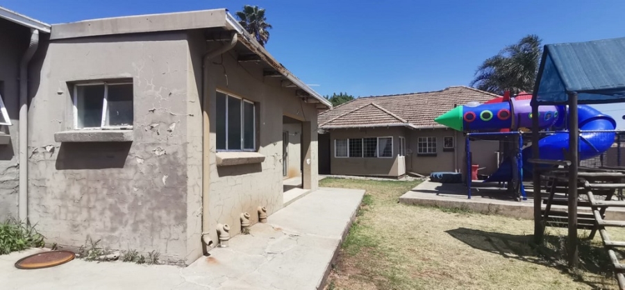 3 Bedroom Property for Sale in Robertsham Gauteng