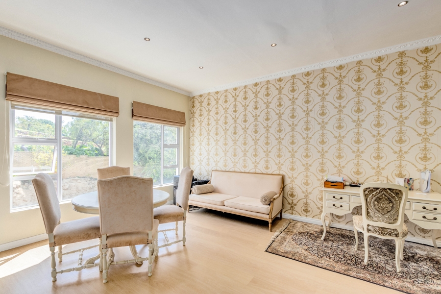 6 Bedroom Property for Sale in Cornwall Hill Gauteng