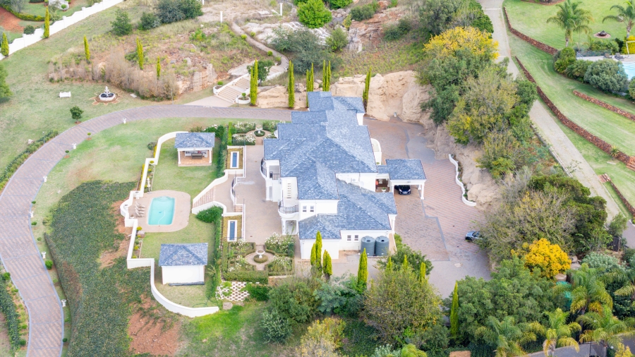6 Bedroom Property for Sale in Cornwall Hill Gauteng