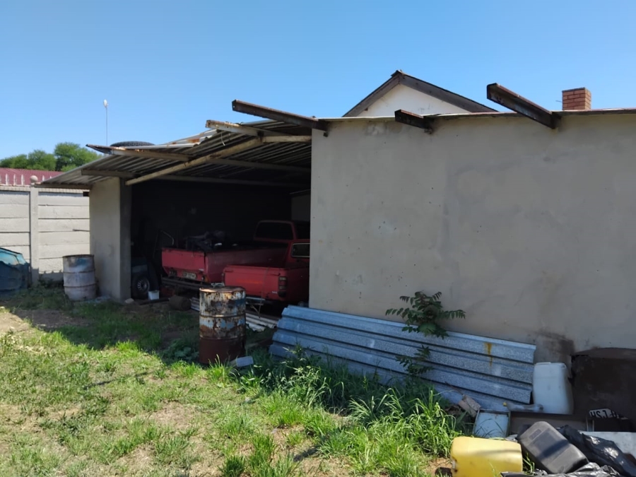 4 Bedroom Property for Sale in Nanescol Gauteng