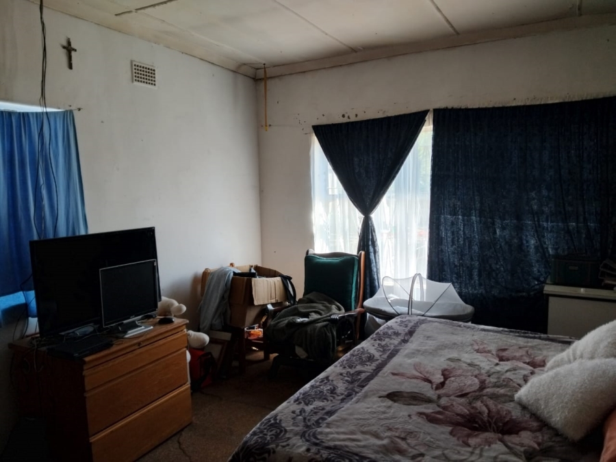 4 Bedroom Property for Sale in Nanescol Gauteng