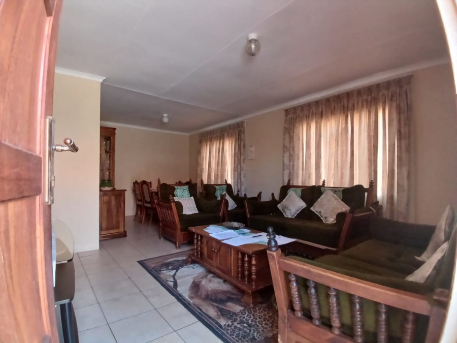 3 Bedroom Property for Sale in Mohlakeng Gauteng