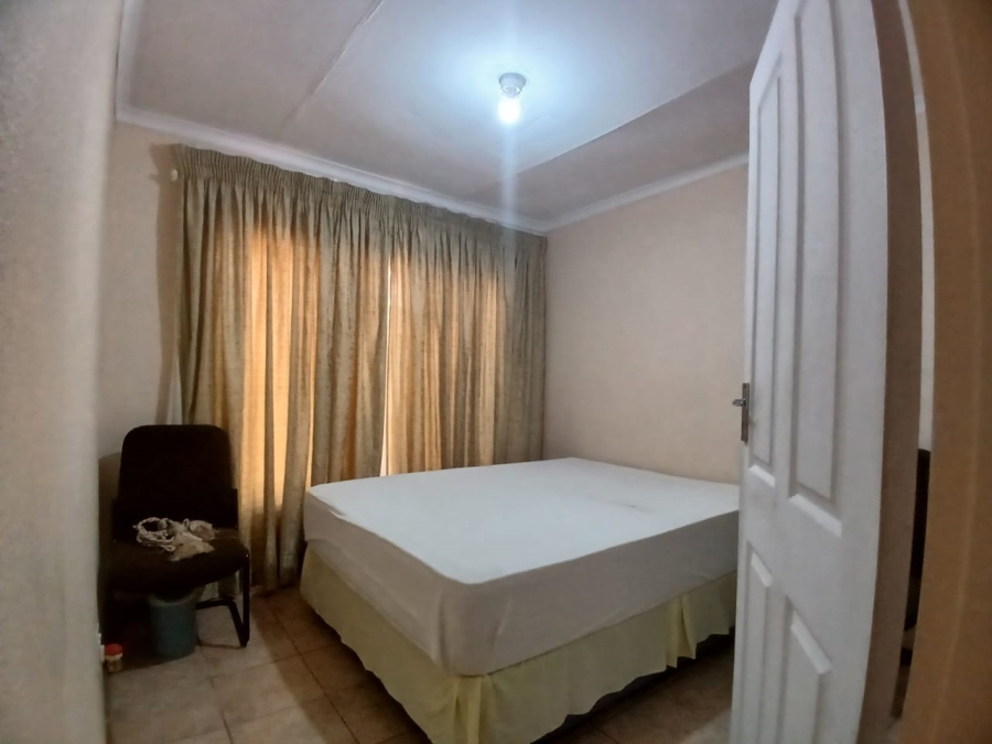 3 Bedroom Property for Sale in Mohlakeng Gauteng