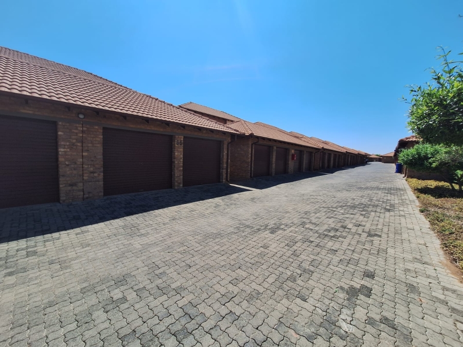 To Let 3 Bedroom Property for Rent in Annlin Gauteng