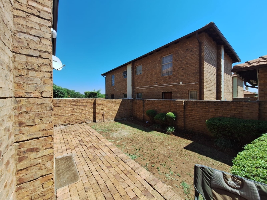 To Let 3 Bedroom Property for Rent in Annlin Gauteng