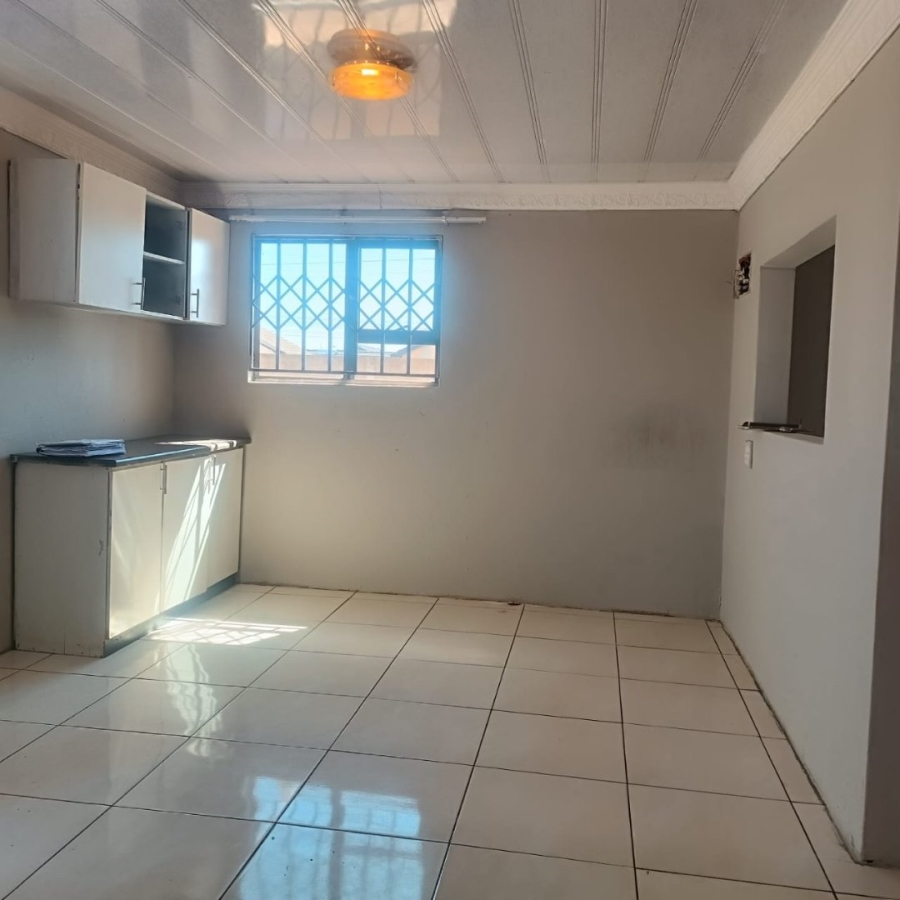 3 Bedroom Property for Sale in Protea Glen Gauteng