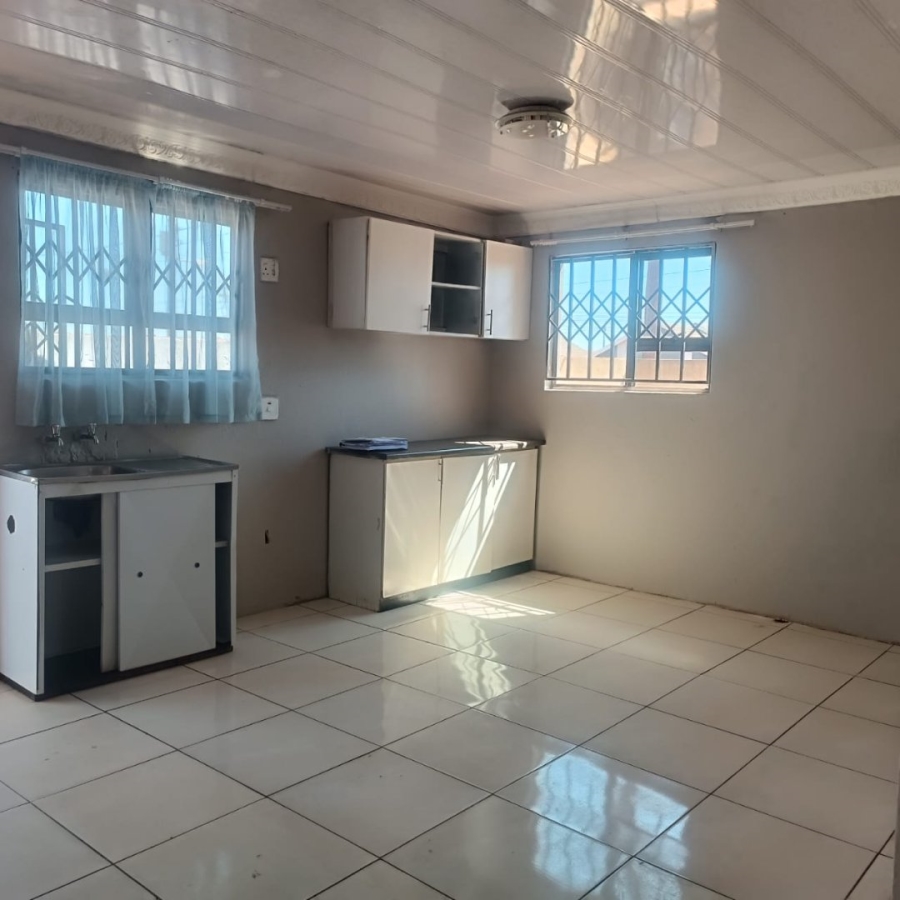 3 Bedroom Property for Sale in Protea Glen Gauteng