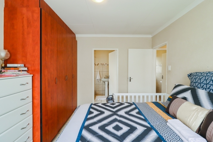 To Let 2 Bedroom Property for Rent in Leopard