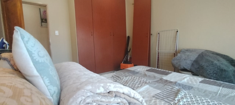 4 Bedroom Property for Sale in Greenhills Gauteng