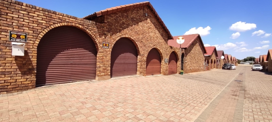 3 Bedroom Property for Sale in Homelake Gauteng