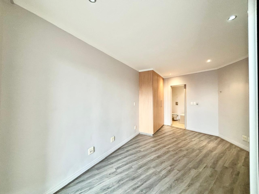 To Let 1 Bedroom Property for Rent in Sandown Gauteng