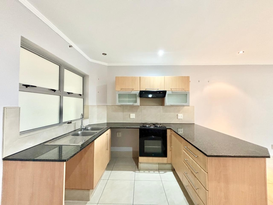 To Let 1 Bedroom Property for Rent in Sandown Gauteng