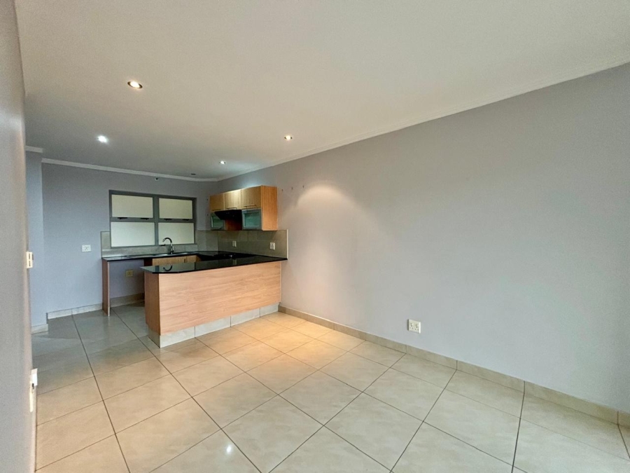 To Let 1 Bedroom Property for Rent in Sandown Gauteng