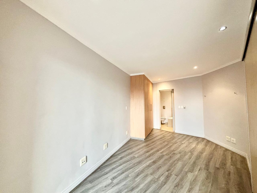 To Let 1 Bedroom Property for Rent in Sandown Gauteng