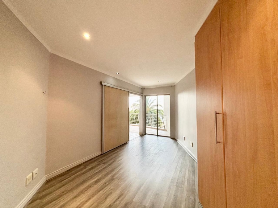 To Let 1 Bedroom Property for Rent in Sandown Gauteng