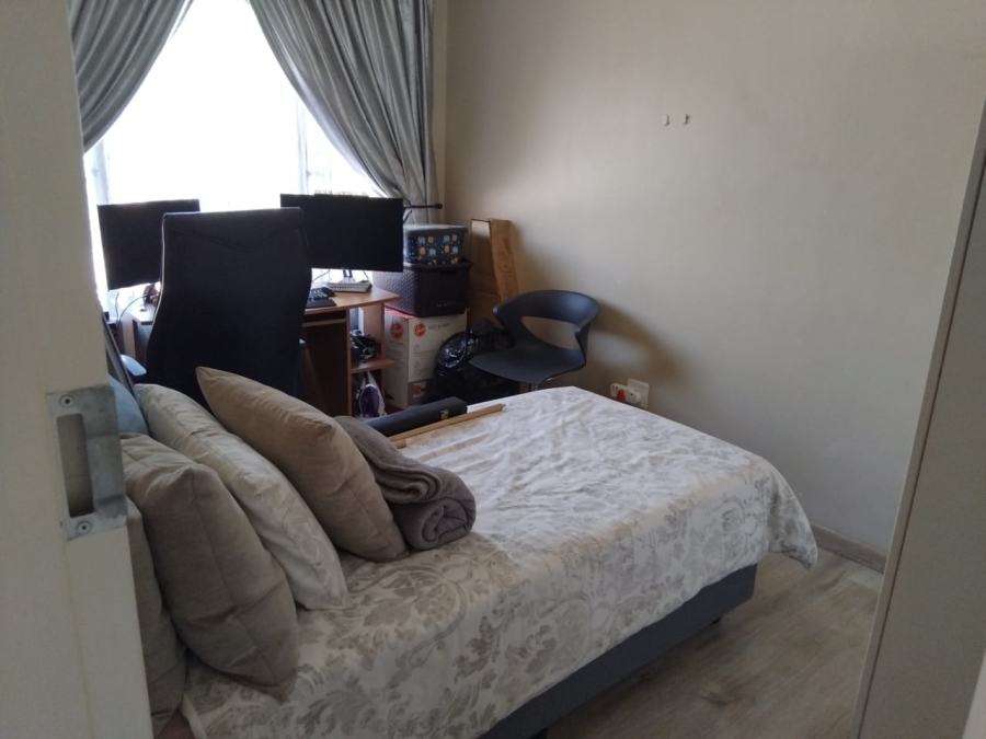 2 Bedroom Property for Sale in Wilgeheuwel Gauteng