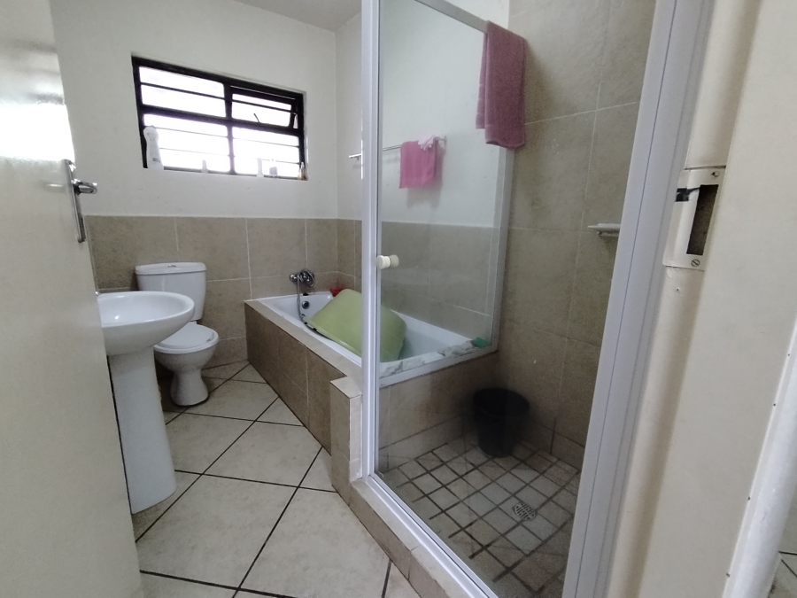 2 Bedroom Property for Sale in Eveleigh Gauteng