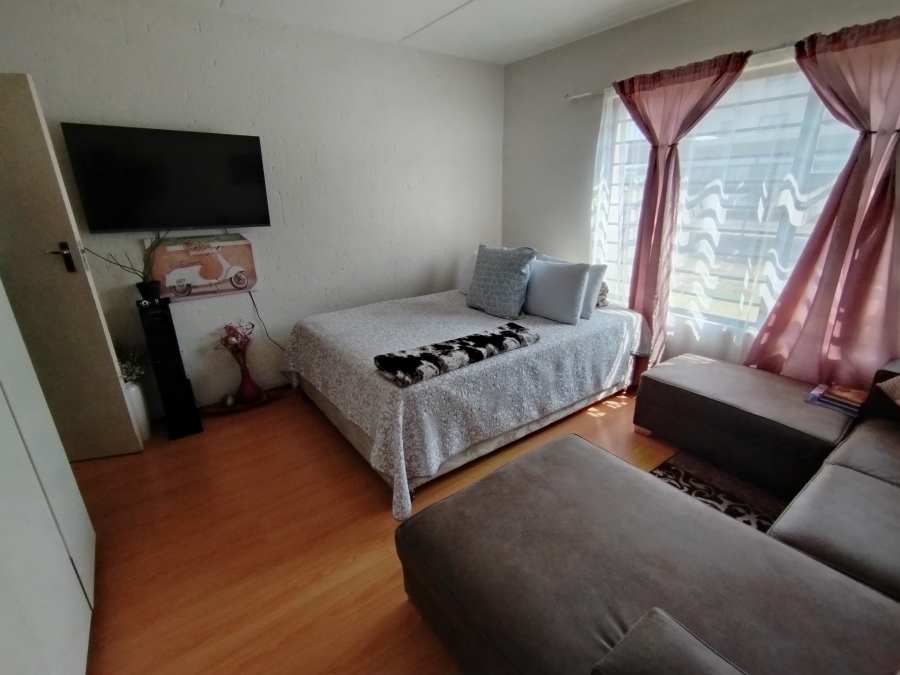 2 Bedroom Property for Sale in Eveleigh Gauteng