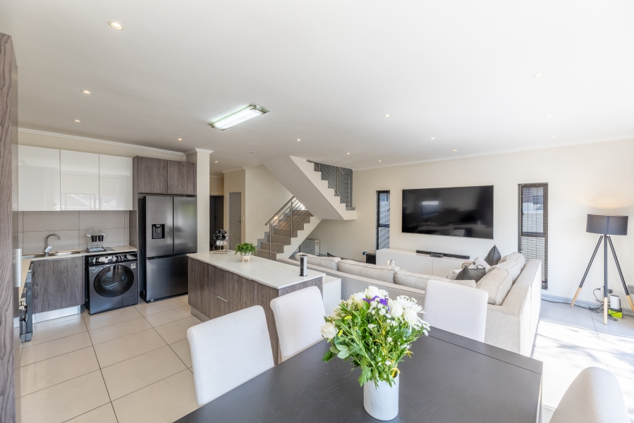 3 Bedroom Property for Sale in Bryanston Gauteng