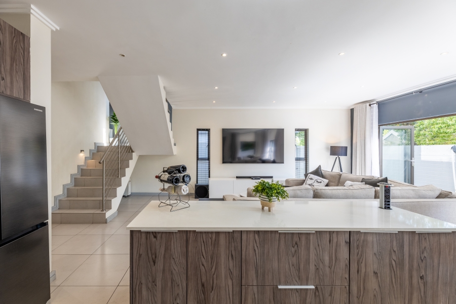 3 Bedroom Property for Sale in Bryanston Gauteng