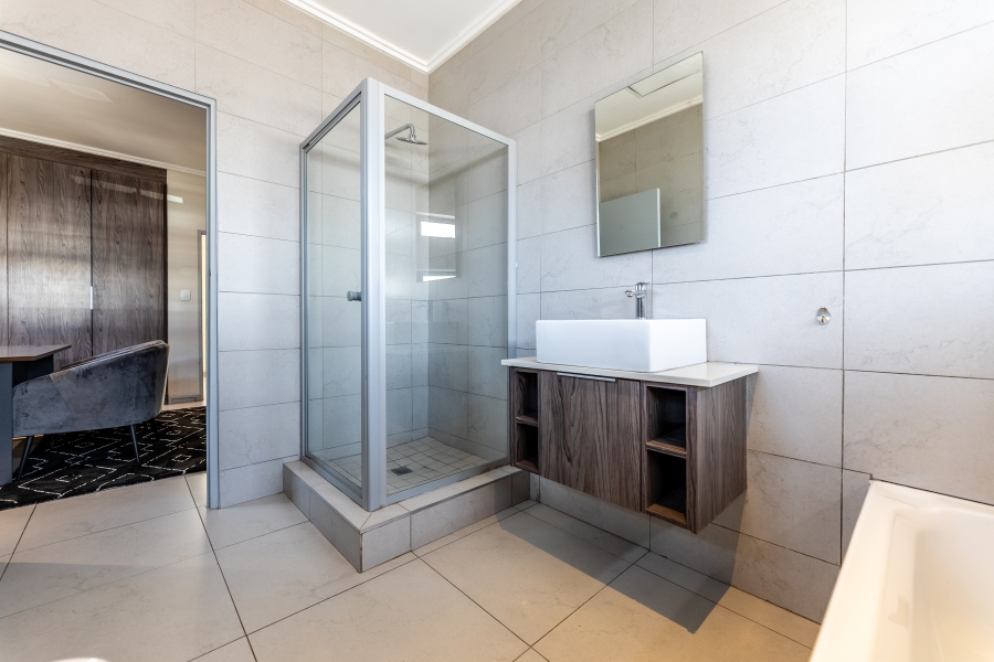 3 Bedroom Property for Sale in Bryanston Gauteng