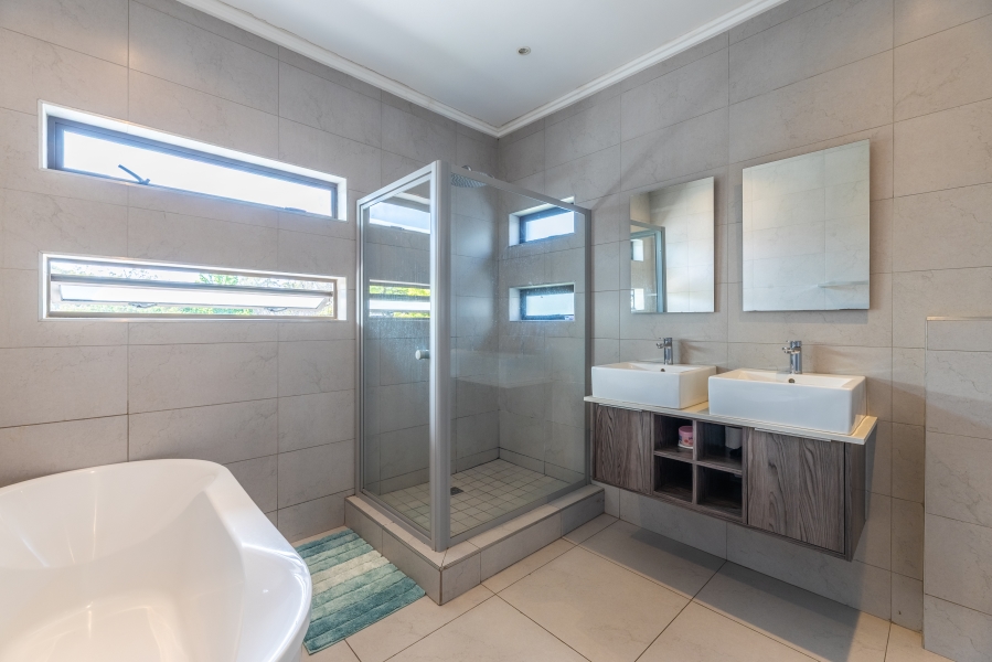 3 Bedroom Property for Sale in Bryanston Gauteng