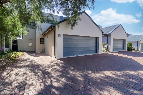 3 Bedroom Property for Sale in Paulshof Gauteng