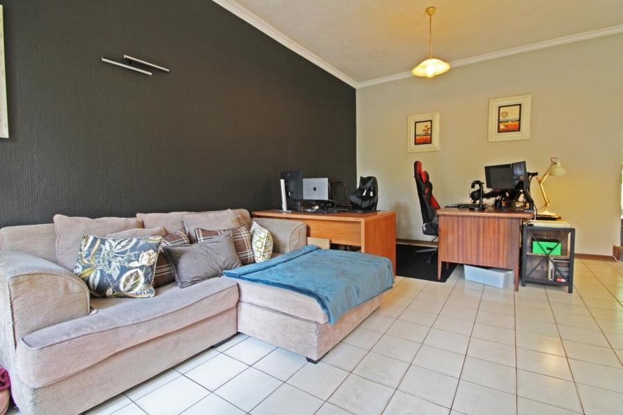 3 Bedroom Property for Sale in Bryanston Gauteng
