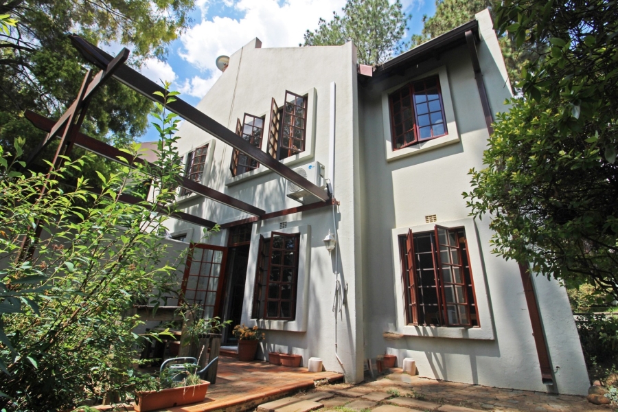 3 Bedroom Property for Sale in Bryanston Gauteng