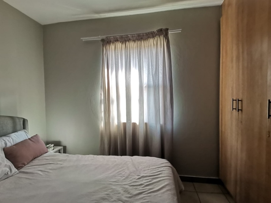 2 Bedroom Property for Sale in Kibler Park Gauteng