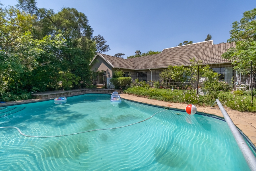 5 Bedroom Property for Sale in Farmall A H Gauteng