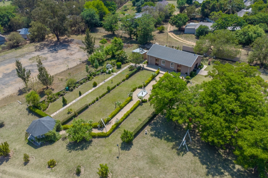 5 Bedroom Property for Sale in Farmall A H Gauteng