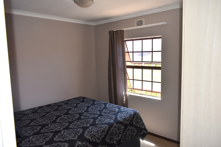 2 Bedroom Property for Sale in Erand Gardens Gauteng